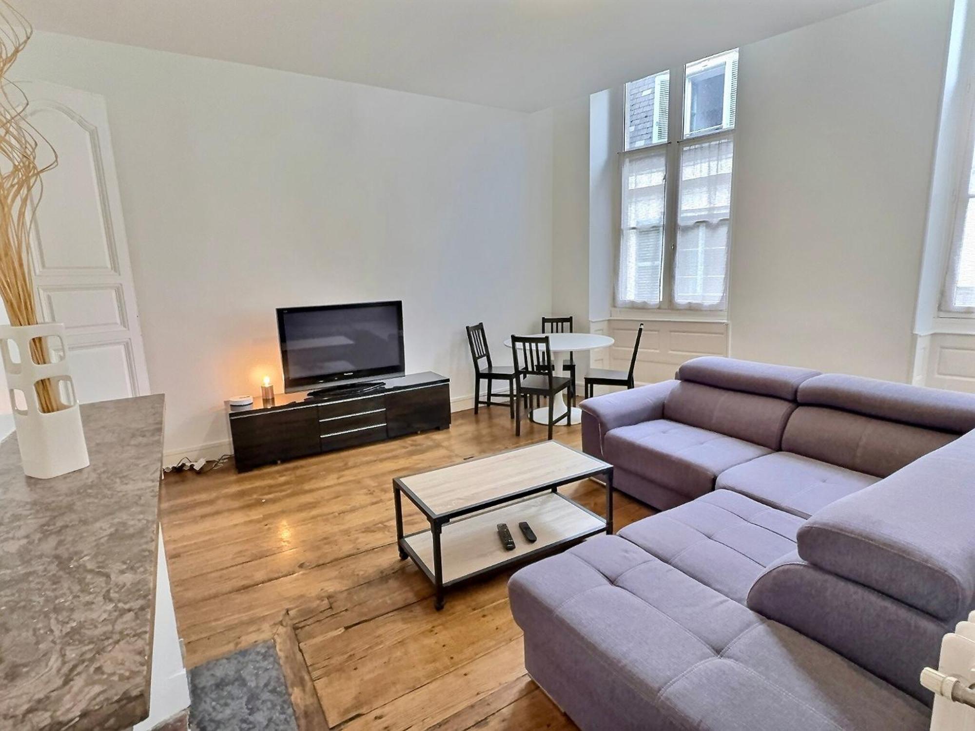 Appartement Wonderhost, Superbes Volumes Et Charme De L'Ancien à Pau Extérieur photo